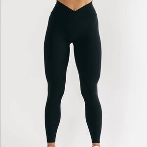 Alphalete Surface Power Leggings Small
